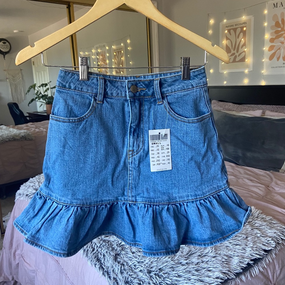 Brand New With Tags - Brandy Melville / John Galt Sandra Denim Ruffle Skirt